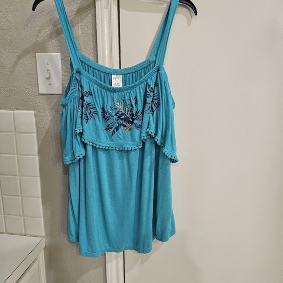 Time and Tru off shoulder top in Teal w Beautiful stitch.  XL (16-18) never worn - Picture 1 of 13